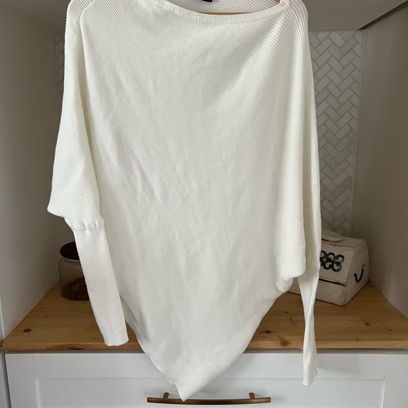 WHITE VICI sweater - Picture 5 of 7